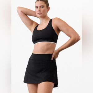 NWT Athleta Ace Advantage 13 1/2 Black Skort Size Large